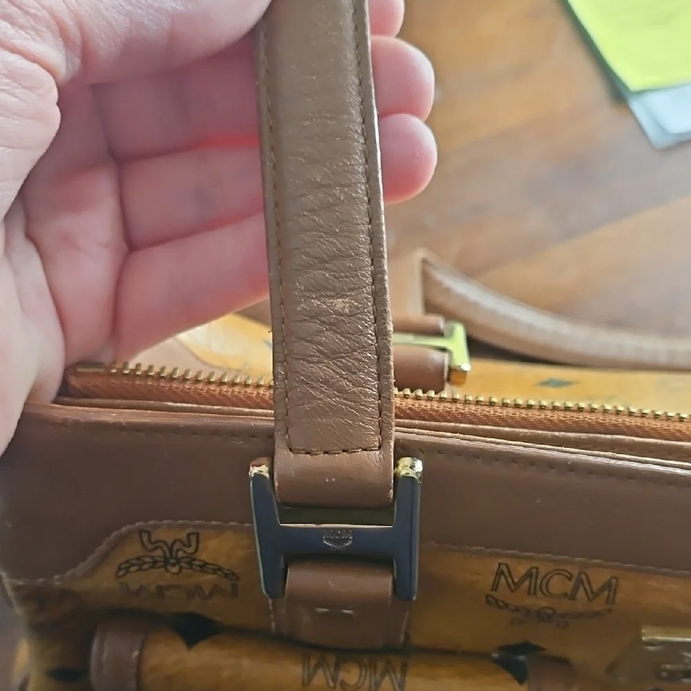 MCM Tan Leather Women's Bag - Picture 15 of 16